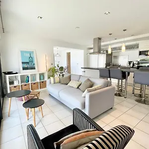 Maison Darchitecte Avec Rooftop Plages à Pieds Hébergement de vacances