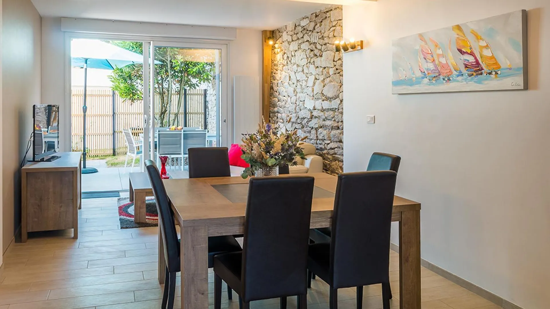 Maisonette En Pierre Renovee Avec Jardin A 100M De La Plage - 5/6 Couchages Et Wi-Fi - Fr-1-349-179 Larmor-Plage Holiday home